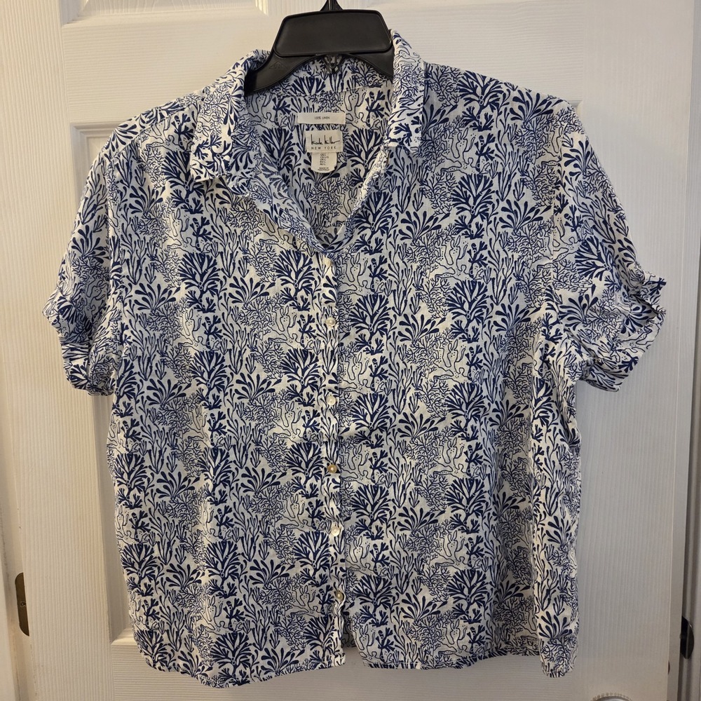 Nicole Miller sz L 100% linen button up top blue/wht coastal beach vacation - Picture 1 of 14